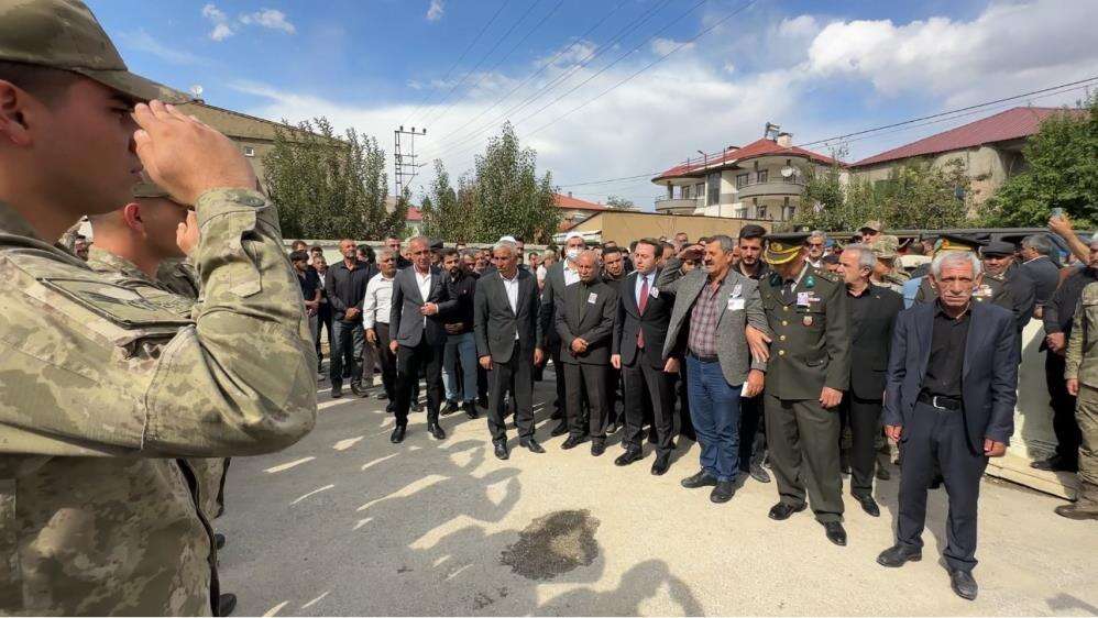 Devriye görevinde şehit olmuştu! Ziyar Koparan’a memleketinde son görev 8
